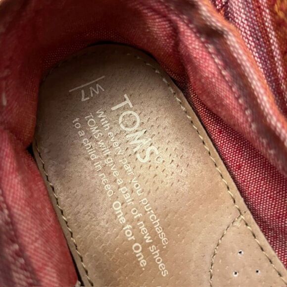 TOMS Flat Espadrilles Red Burgundy Stripe Aztec print Size 7 - Picture 9 of 12